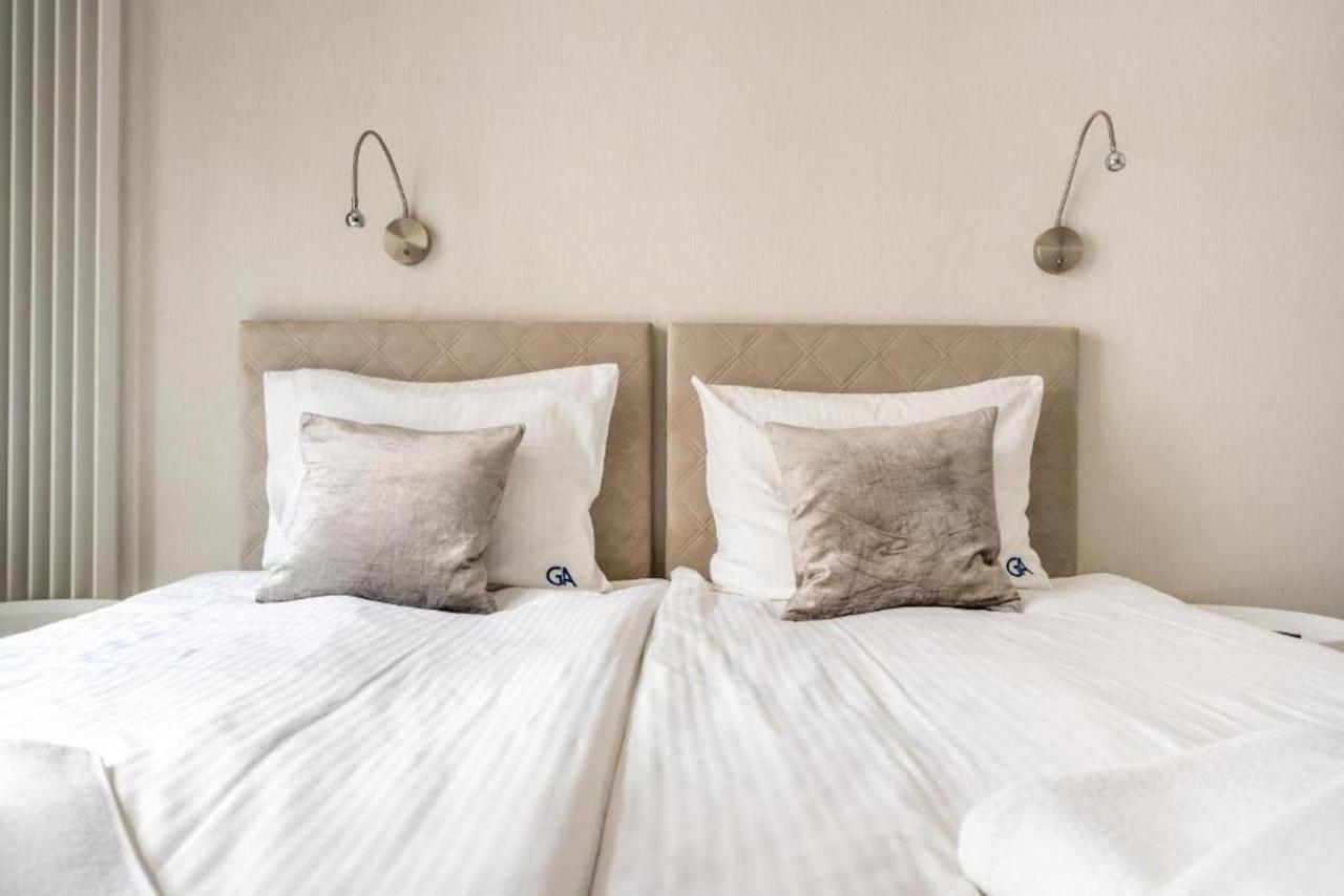 Golden Apartments Warsaw - Mennica Residence Екстер'єр фото