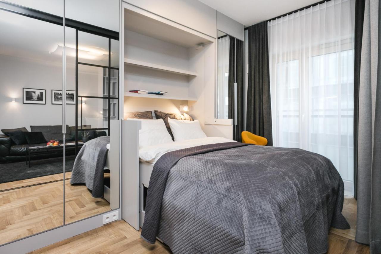 Golden Apartments Warsaw - Mennica Residence Екстер'єр фото