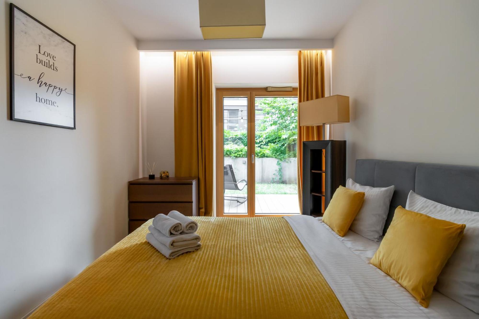 Golden Apartments Warsaw - Mennica Residence Екстер'єр фото