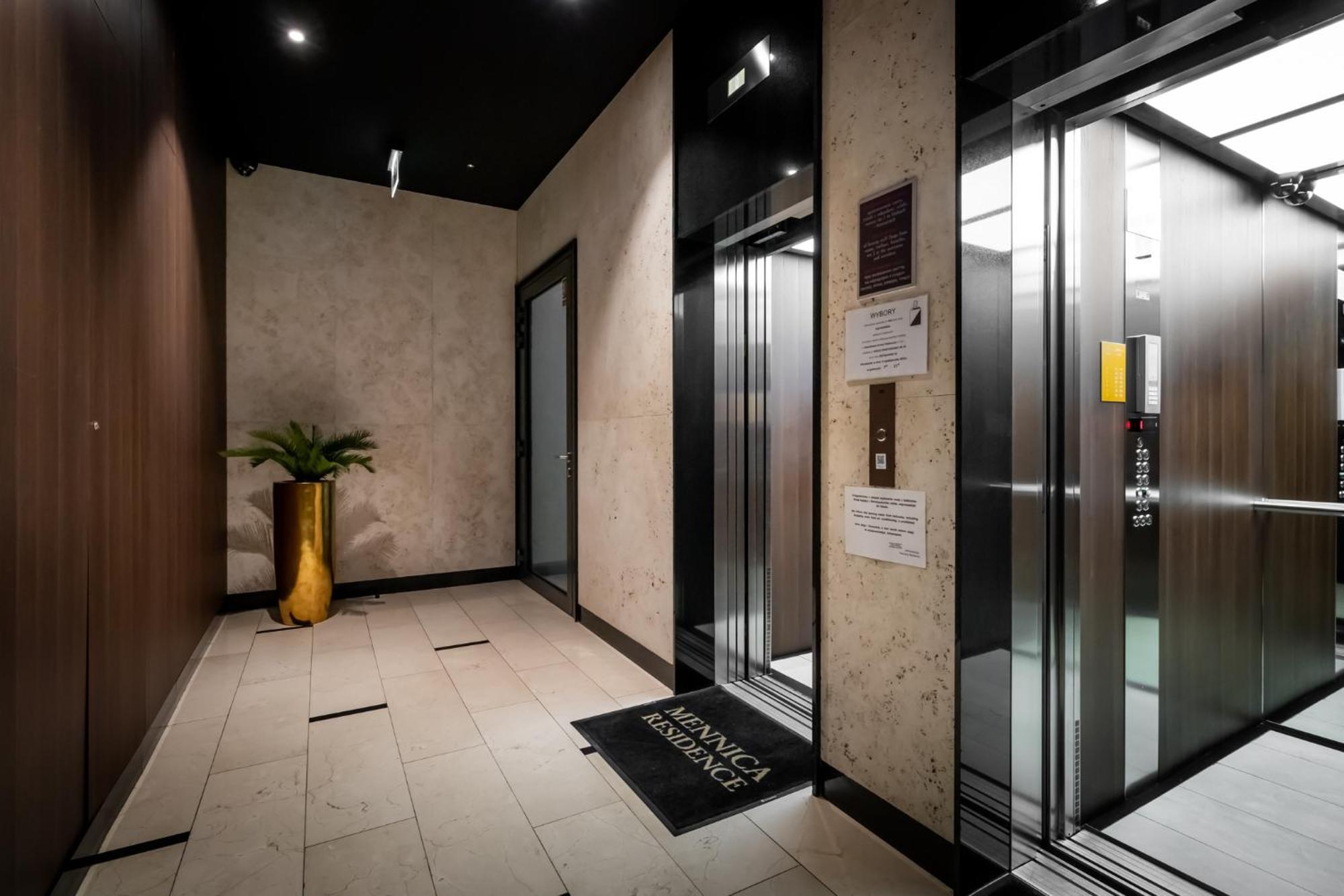 Golden Apartments Warsaw - Mennica Residence Екстер'єр фото